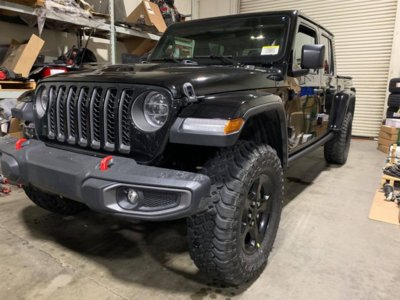 gladiator_savvyoffroad.jpg
